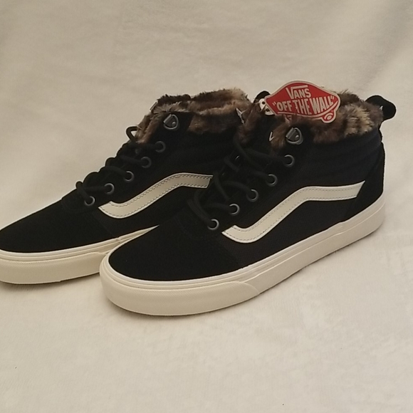Sk8-Hi Faux Fur Lined Platform Vans - Picture 6 of 8